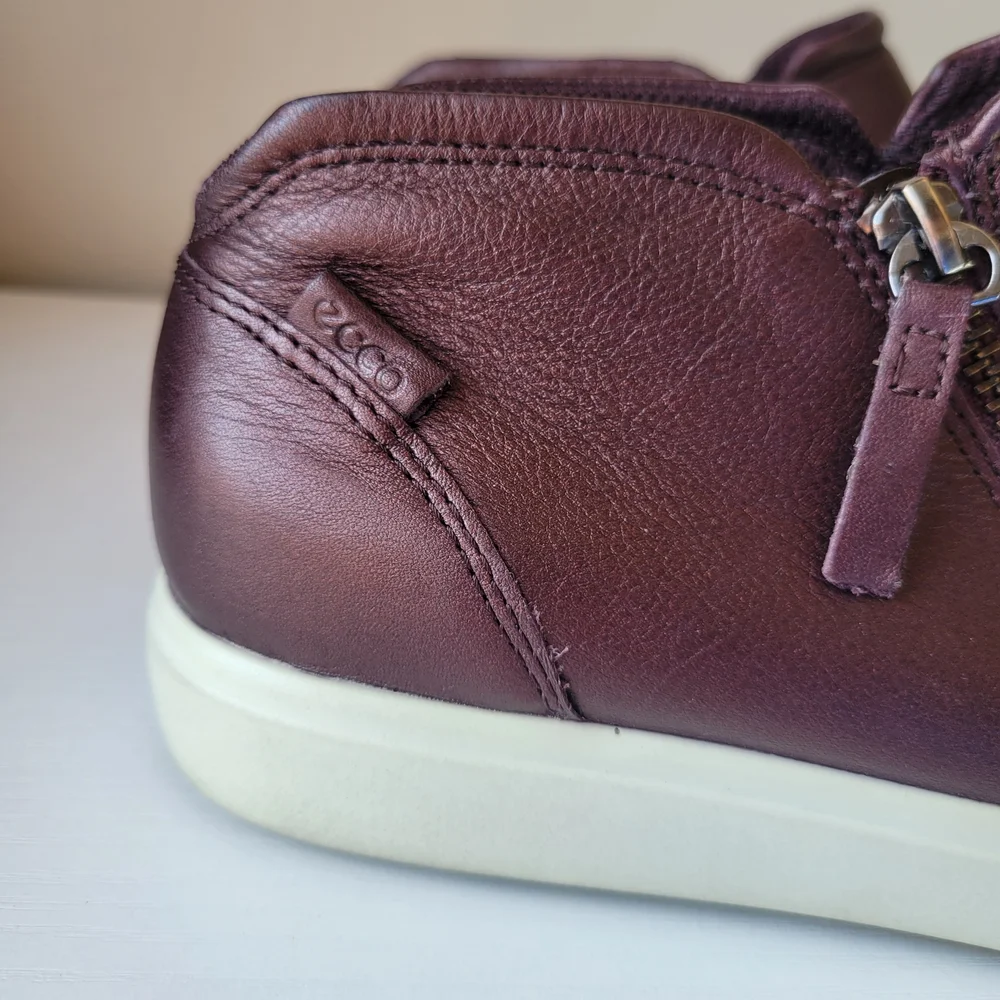 Ecco Womens Leather Slip On Sneakers Size 8 - Picture 8 of 12